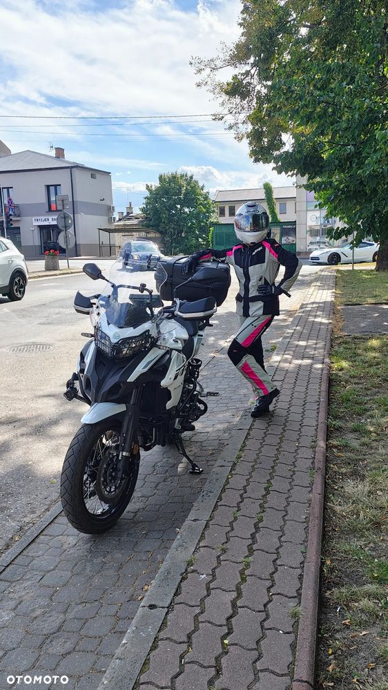 Benelli TRK 502X - 11