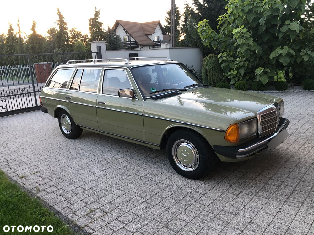 Mercedes-Benz W123 - 4