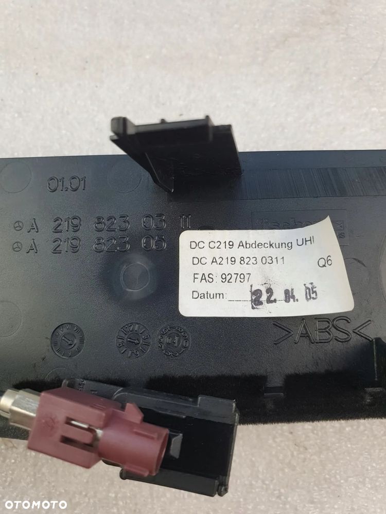 UCHWYT TELEFONU MERCEDES W219 A2198230311 - 6