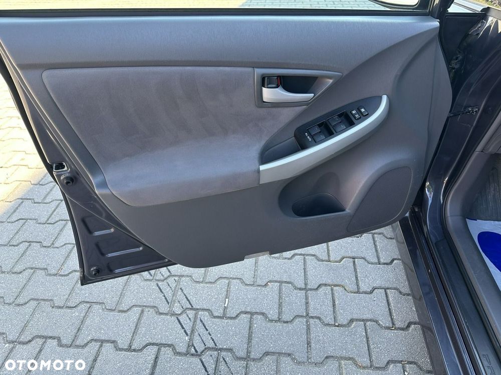 Toyota Prius - 14