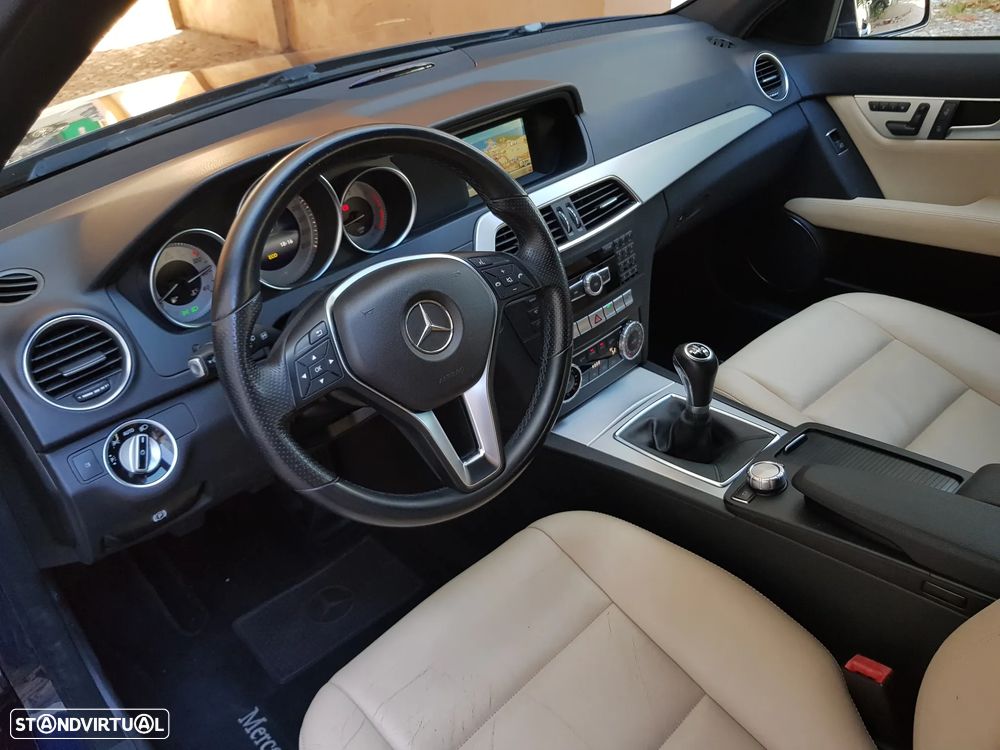 Mercedes-Benz C 220 - 15