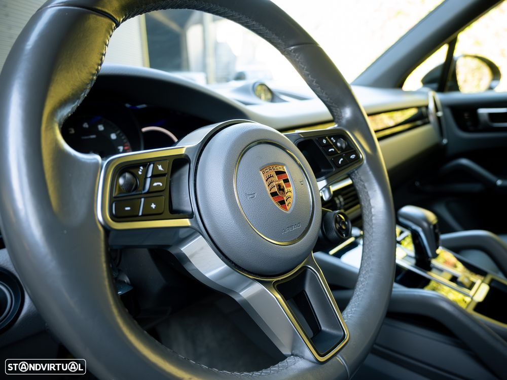 Porsche Cayenne E-Hybrid Tiptronic S - 28