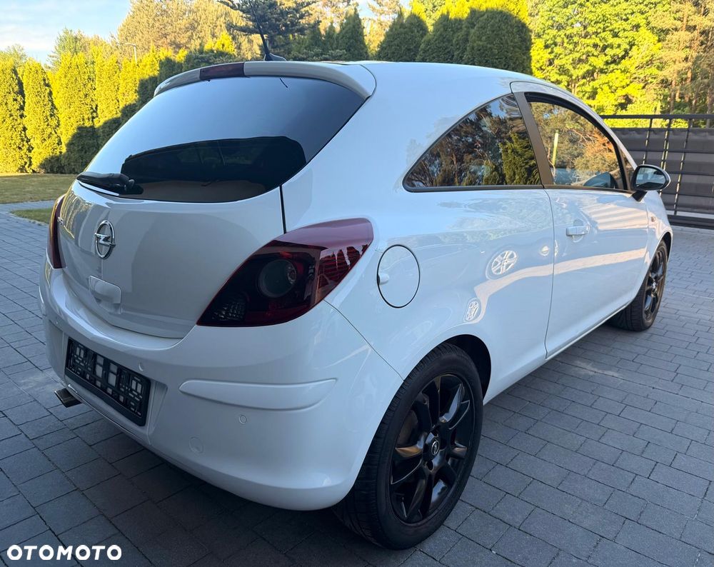 Opel Corsa 1.4 16V Color Edition - 5