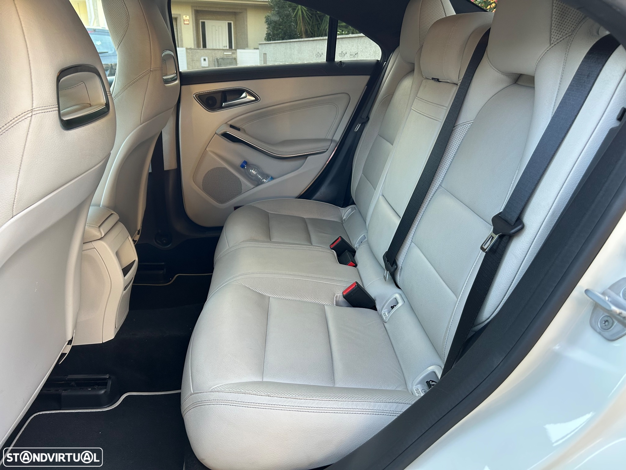 Mercedes-Benz CLA 220 - 14