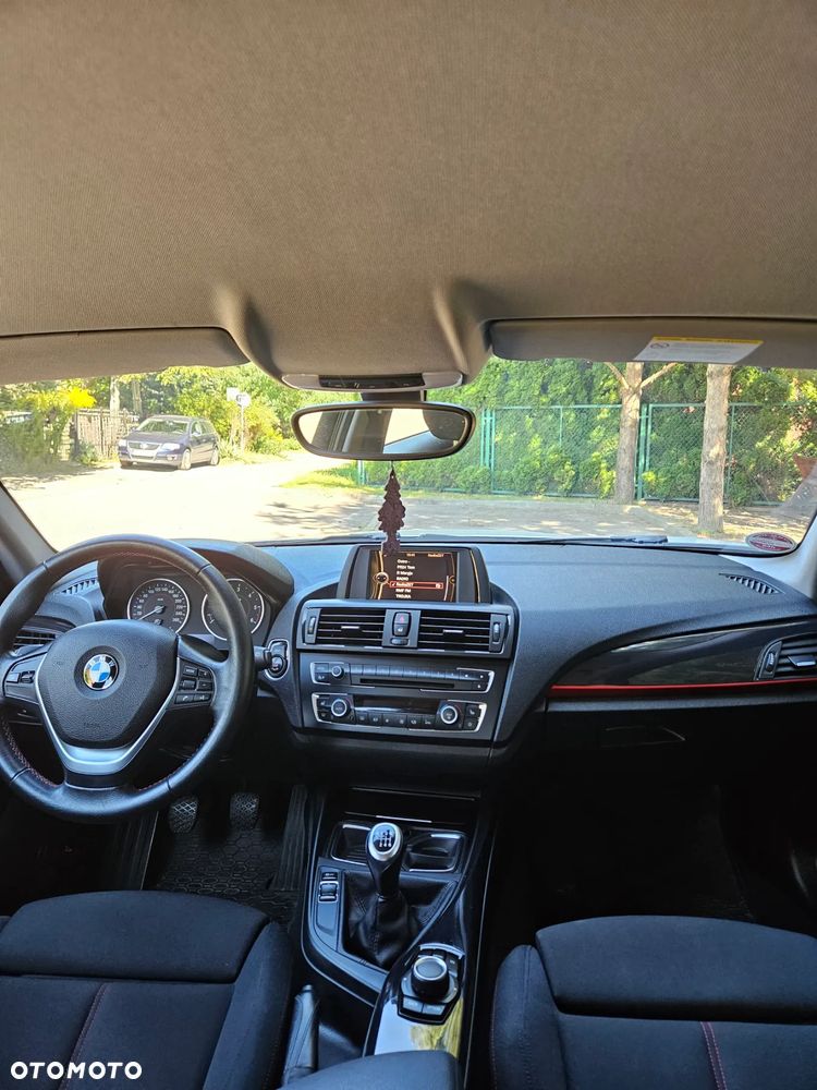 BMW Seria 1 116d Sport Line - 12