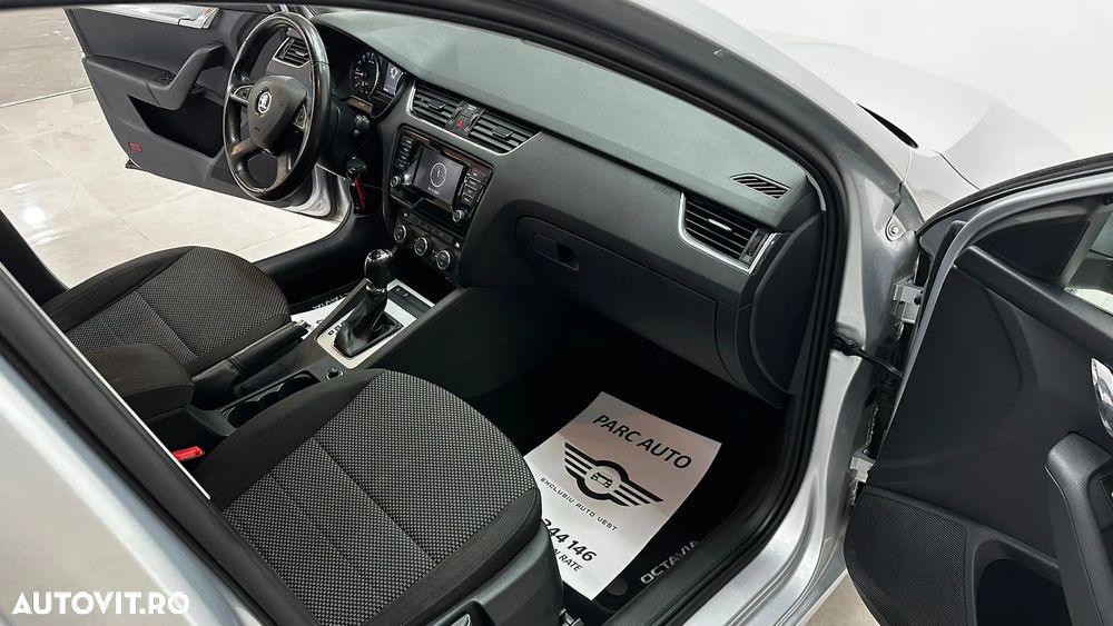 Skoda Octavia - 8