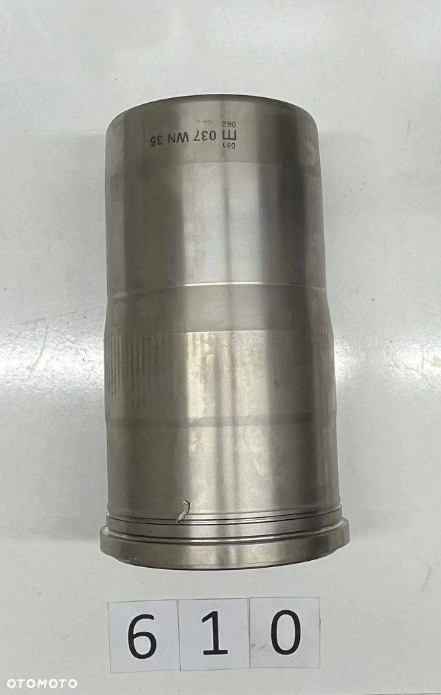 Tuleja cylindryczna Volvo A-series, FH12, FL12, NH12, Mahle 037WN35 - 1