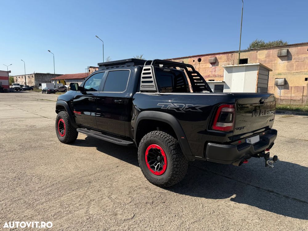 Dodge RAM - 4