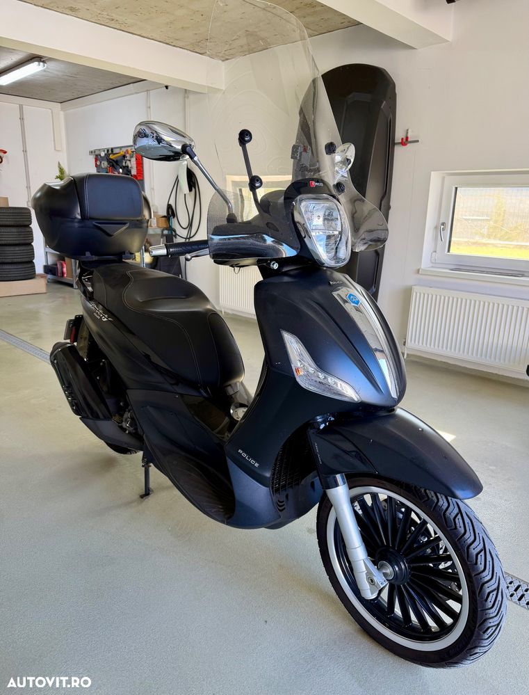 Piaggio Beverly - 1