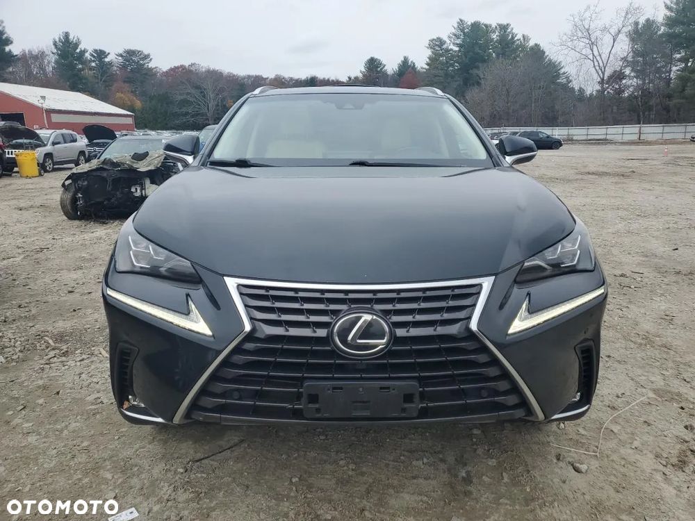 Lexus NX 300 - 5