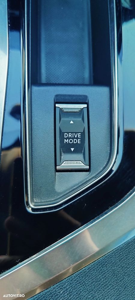 Peugeot 3008 1.5 BlueHDI 130 S&S EAT8 Allure - 25