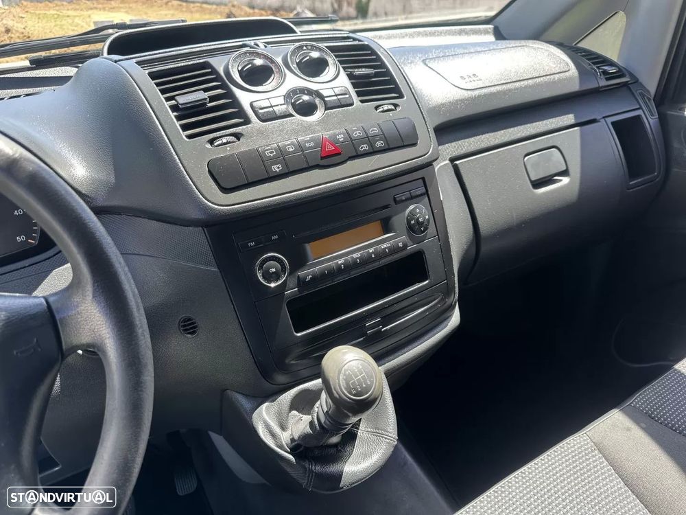 Mercedes-Benz Vito Compacta CREW - 35
