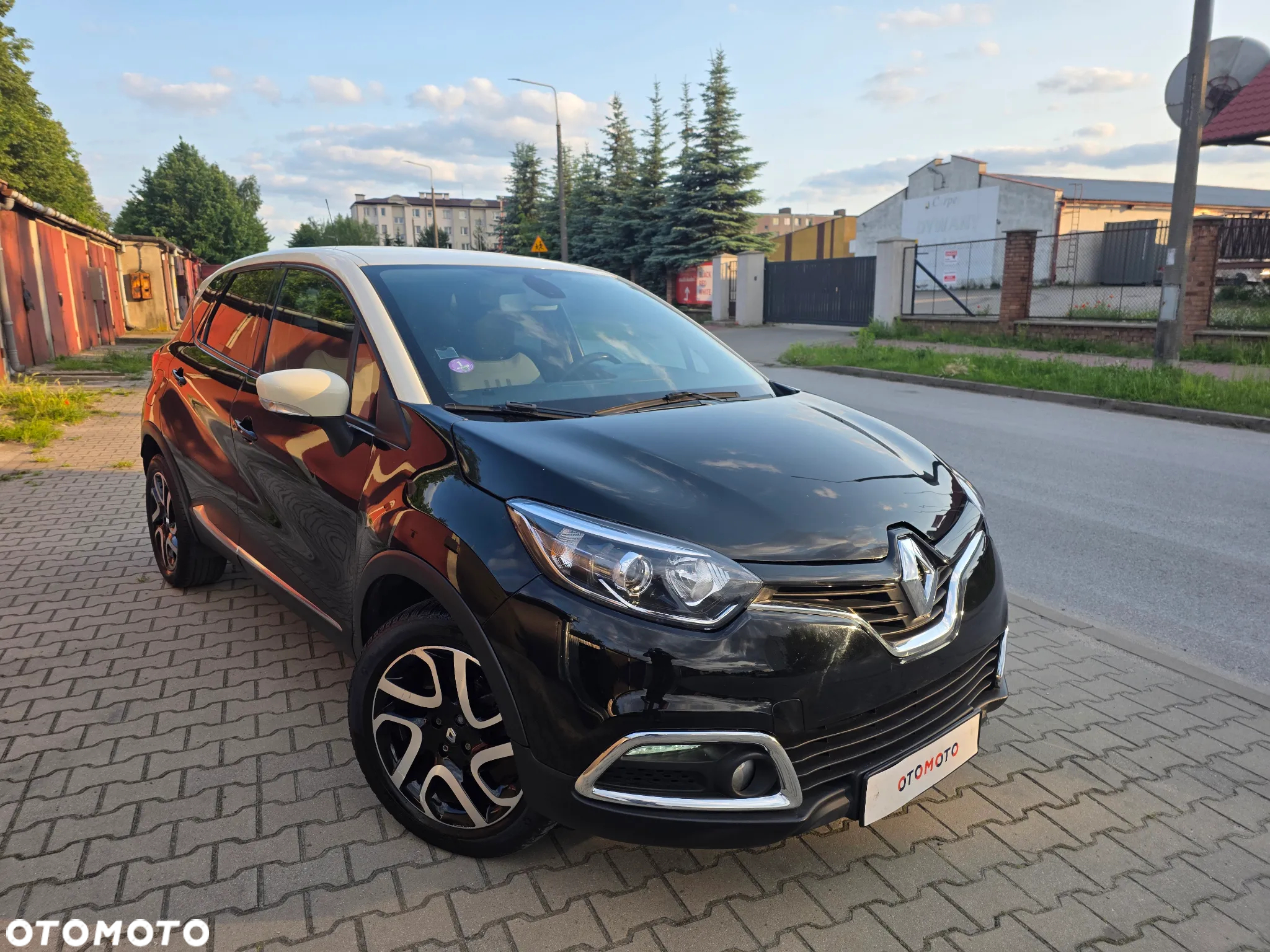 Renault Captur 0.9 Energy TCe Limited - 25