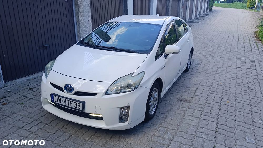 Toyota Prius 1.8 HSD Active - 1