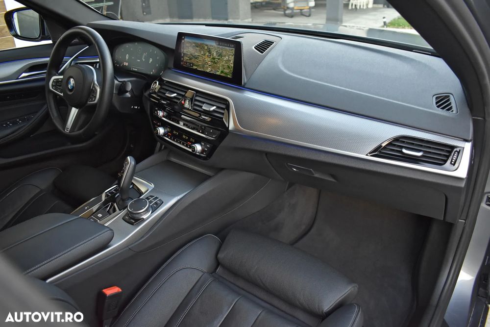 BMW Seria 5 520d xDrive AT - 14