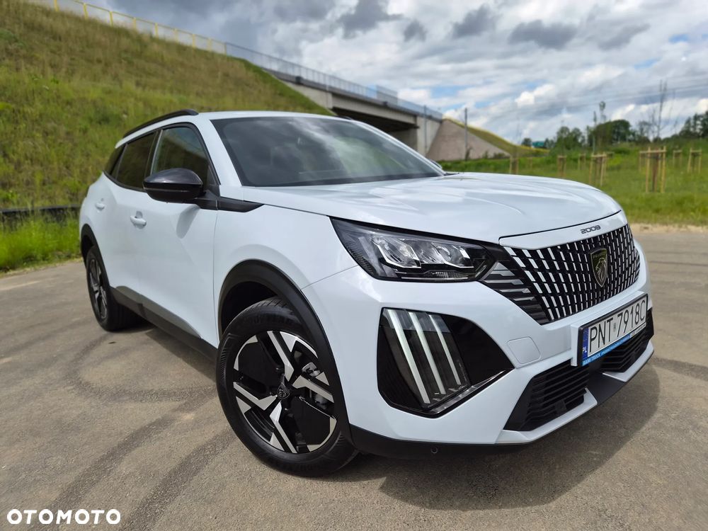 Peugeot 2008 1.2 PureTech Allure Pack S&S EAT8 - 4