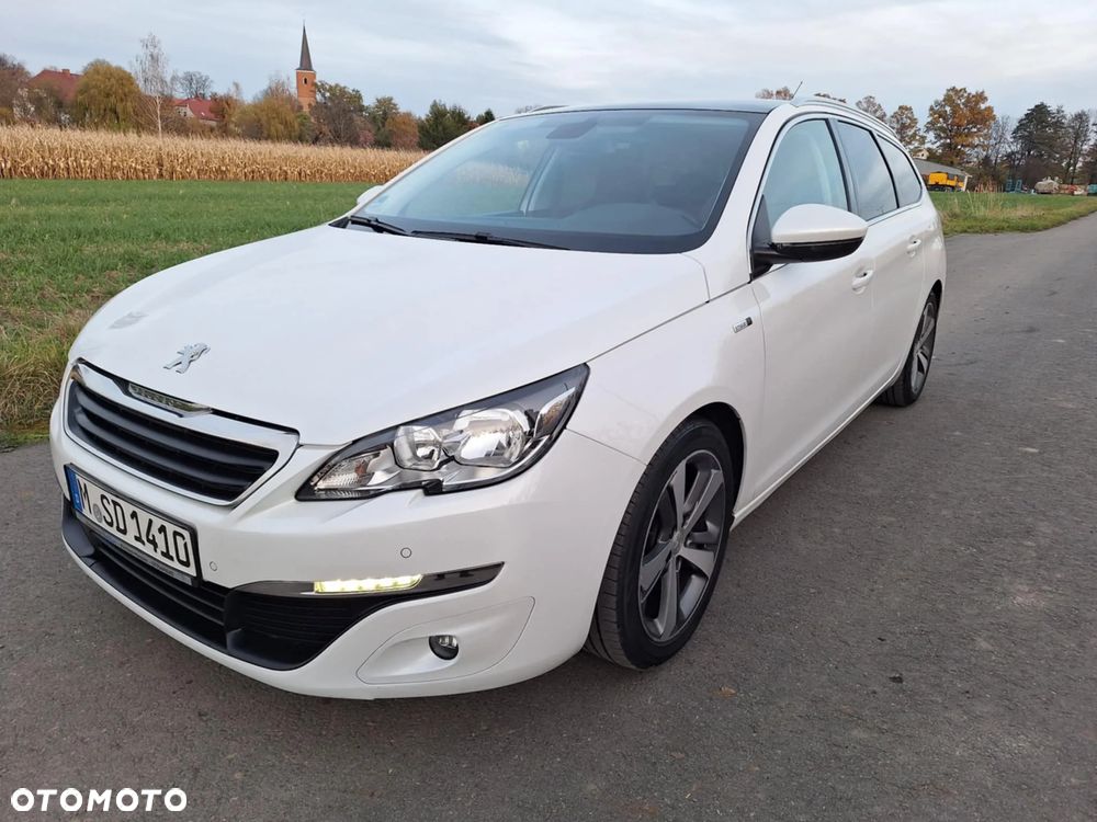Peugeot 308 1.2 PureTech Allure S&S - 23