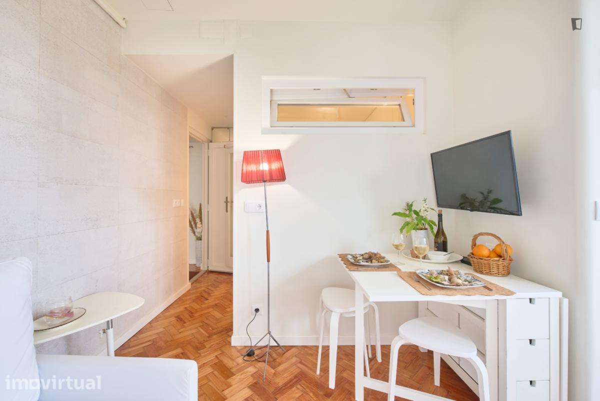 Apartamento com 2 quartos - localizado em Entrecampos Lisbon - Grande imagem: 3/39