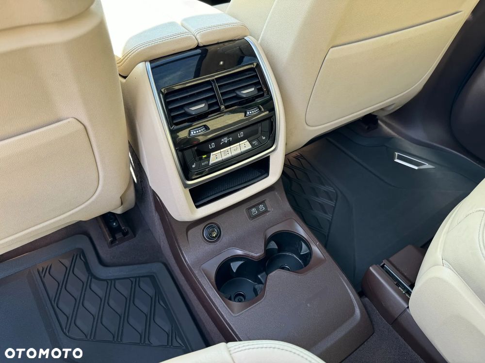BMW X7 xDrive40i - 26