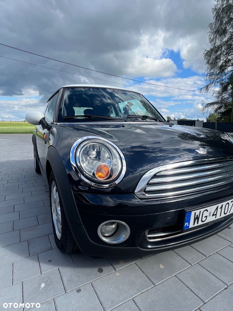 MINI Cooper Standard - 5