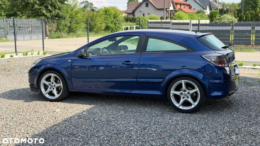 Opel Astra 2.0 T Cosmo - 13