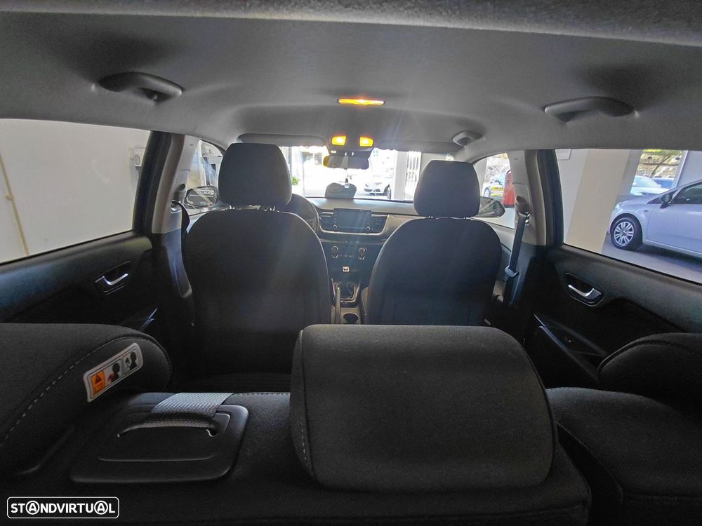 Kia Stonic 1.0 T-GDI TX - 11
