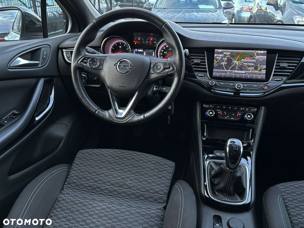 Opel Astra 1.4 T Dynamic - 25