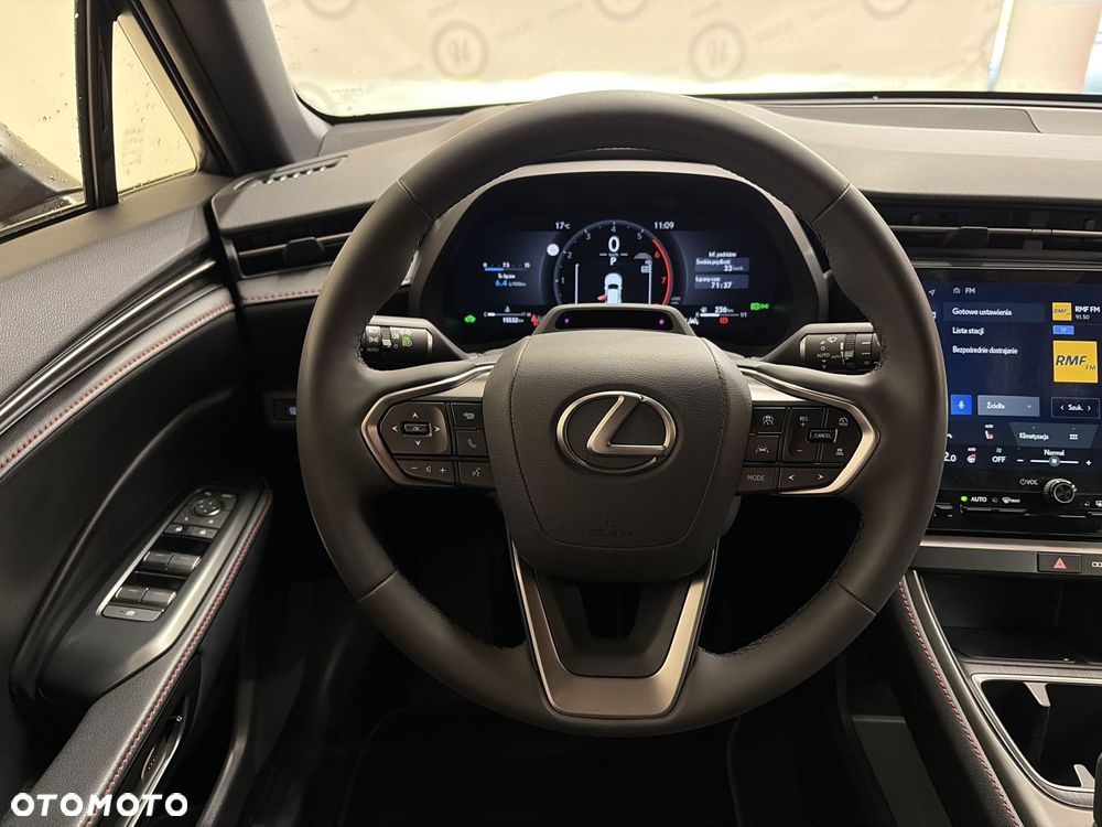 Lexus LBX 1.5 Hybrid Emotion - 12