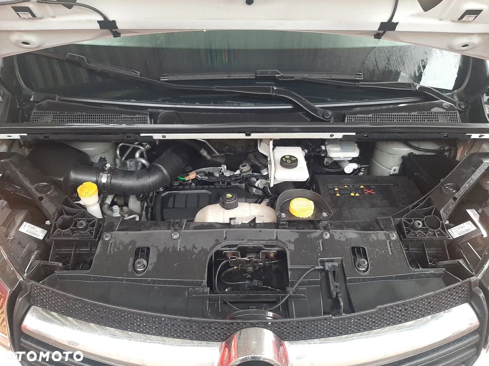 Opel Vivaro - 33