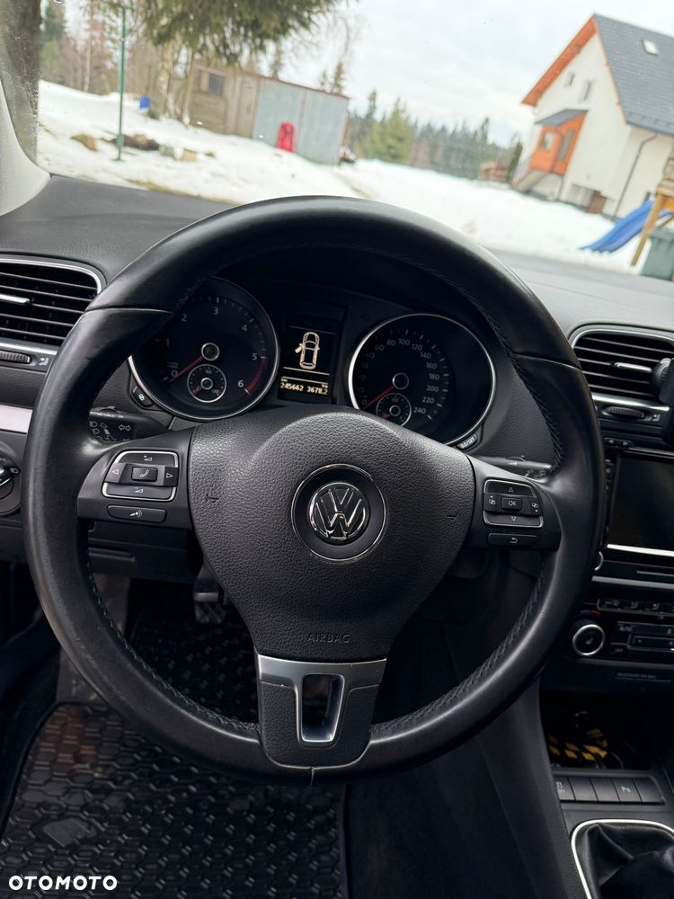 Volkswagen Golf - 3