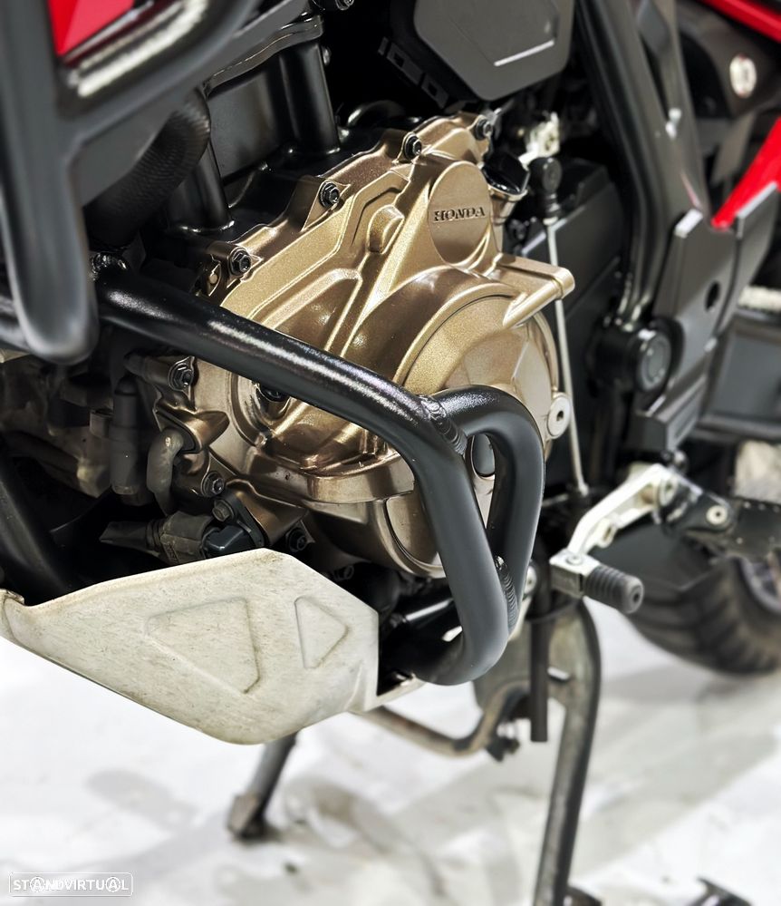 Honda Africa Twin 1100 - 18