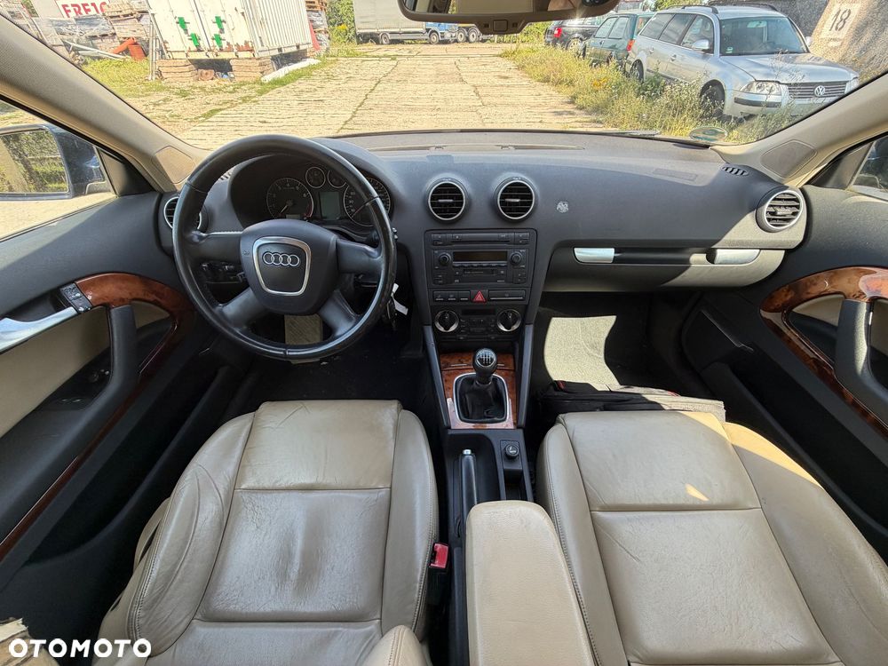 Audi A3 3-drzwiowe 2.0 FSI Ambiente - 12