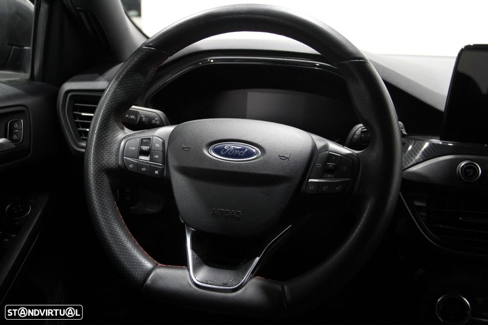 Ford Focus 1.0 EcoBoost ST-Line - 9