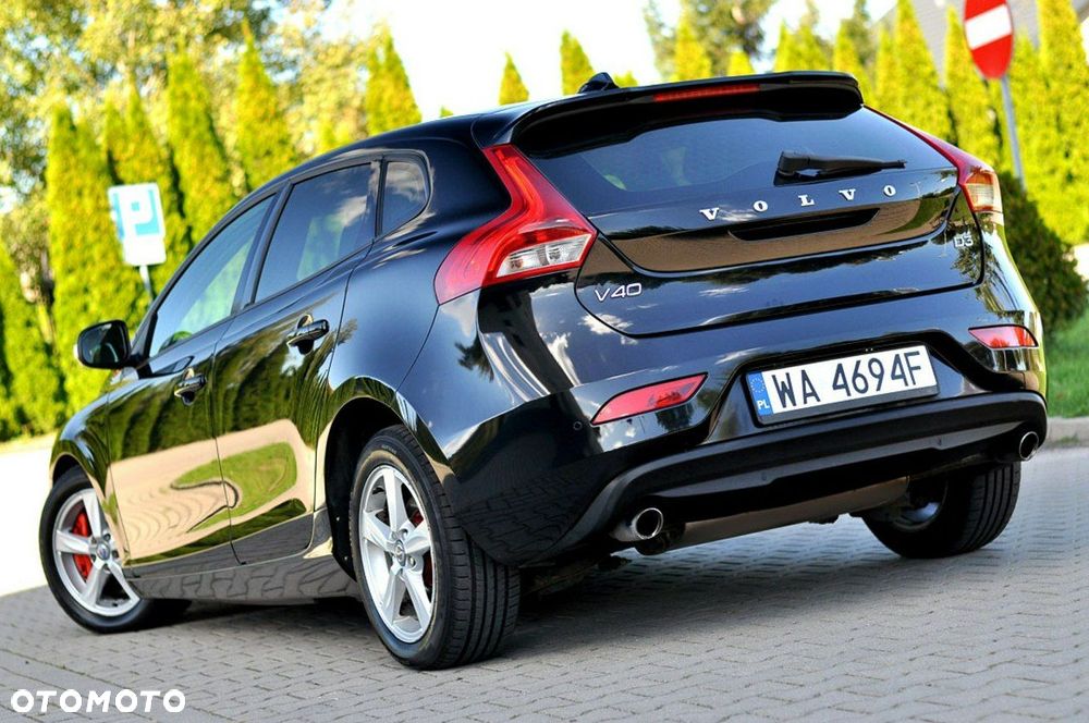 Volvo V40 D3 Kinetic - 28