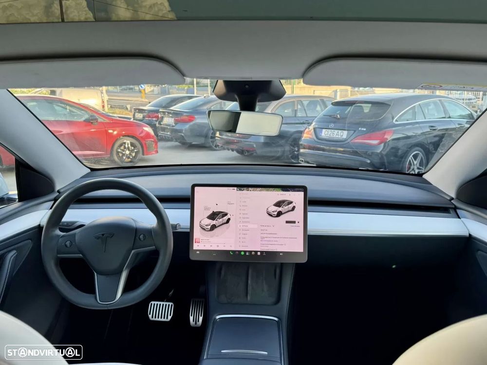 Tesla Model Y RWD - 5