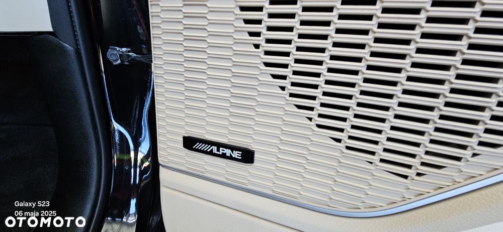 Jeep Grand Cherokee - 21