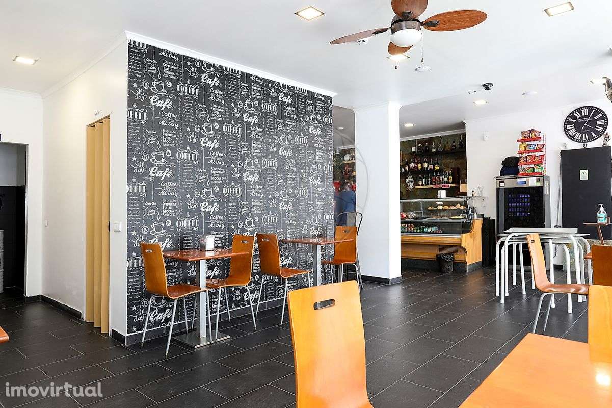 Loja  para arrendamento - Grande imagem: 2/12