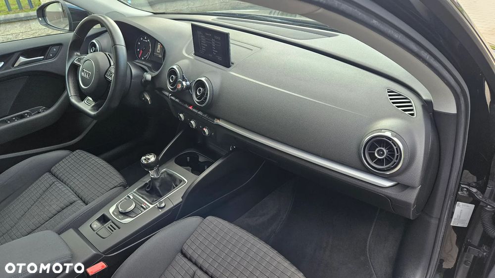 Audi A3 Sportback 1.4 TFSI Attraction - 15