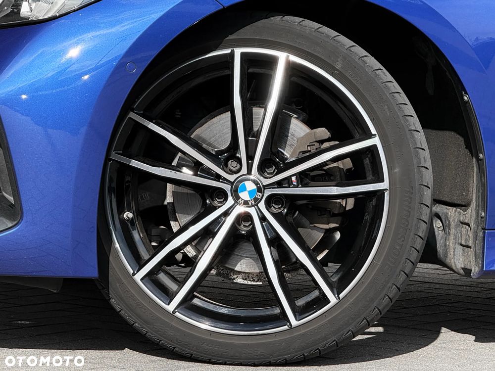 BMW Seria 3 320d xDrive M Sport sport - 11