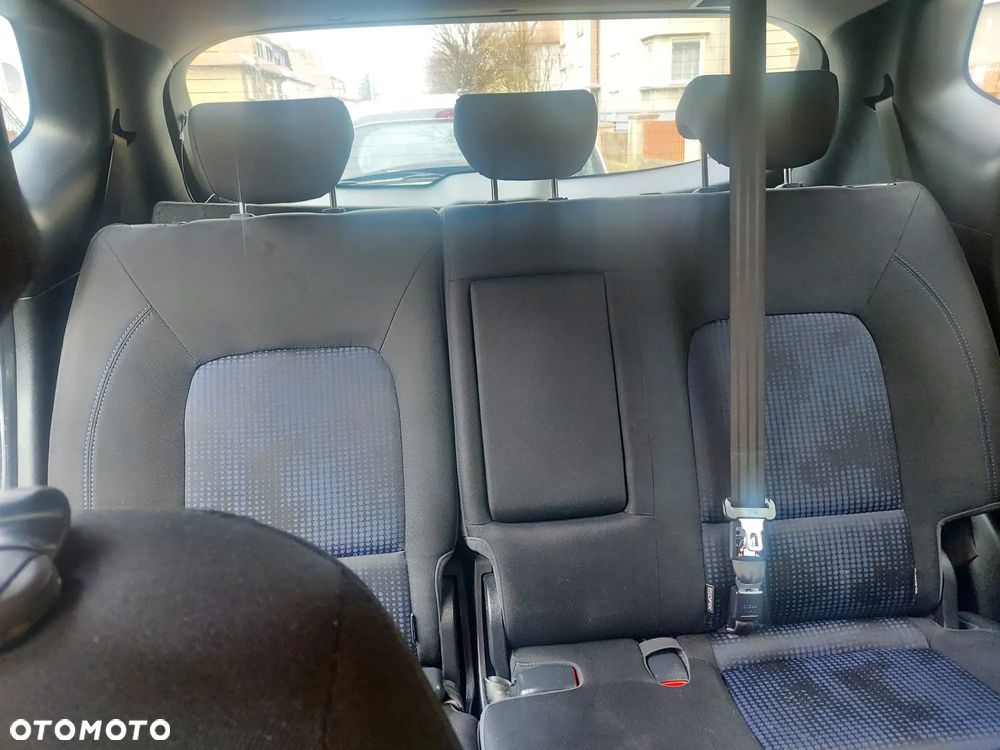 Hyundai ix20 1.6 CRDi UEFA EURO 2012 Edition - 16