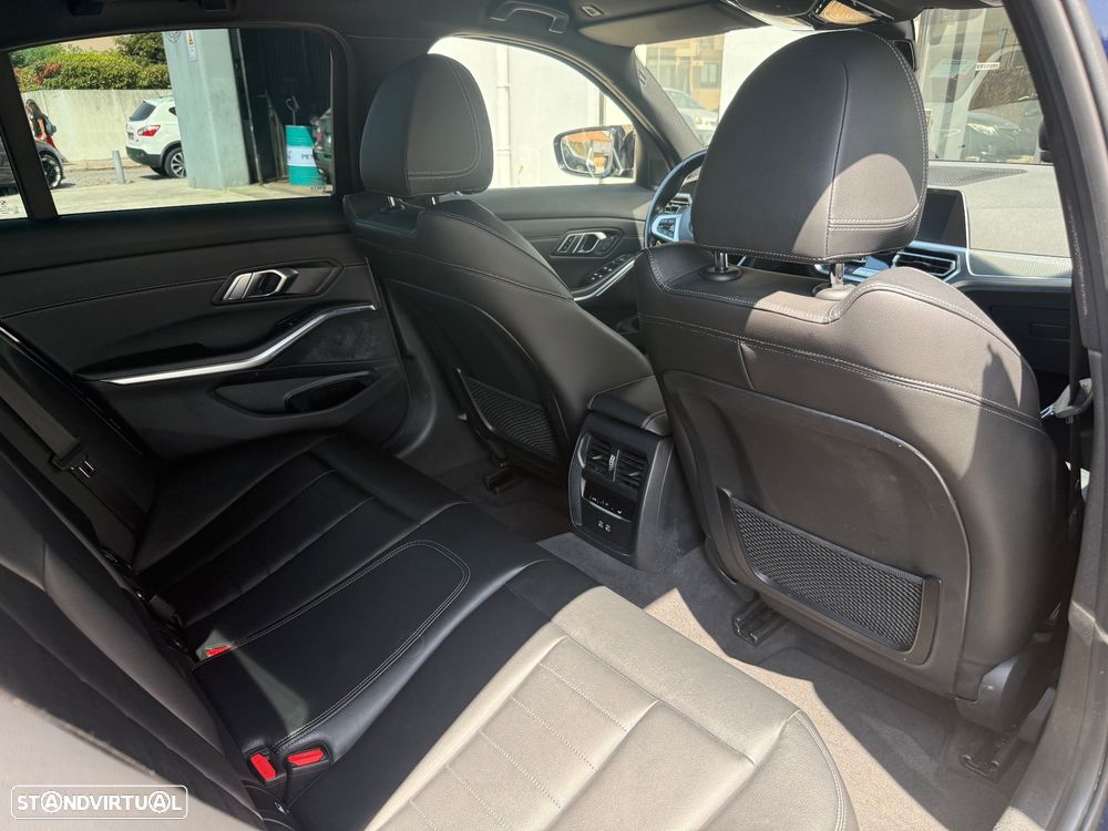 BMW 330 e Pack M Auto - 15