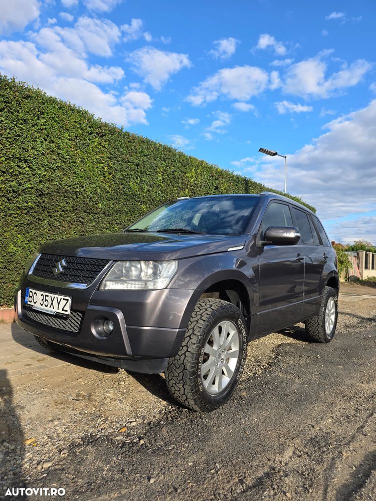 Suzuki Grand Vitara 2.4i JLX - 7