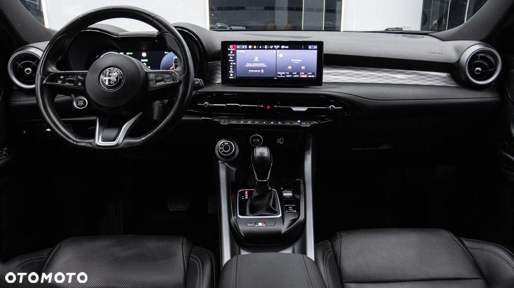 Alfa Romeo Tonale 1.5 T4 GSE mHEV TI DCT - 15