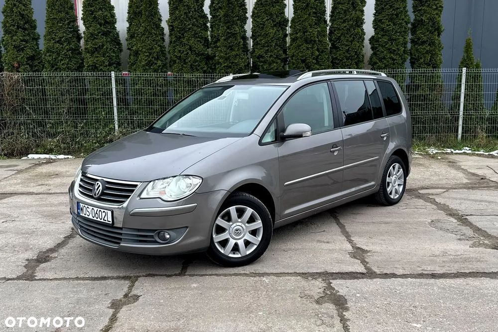 Volkswagen Touran 2.0 TDI Highline - 6