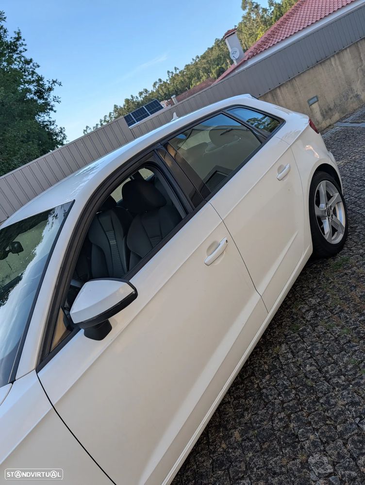 Audi A3 Sportback 2.0 TDI - 1