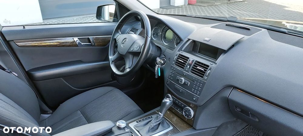 Mercedes-Benz Klasa C - 38