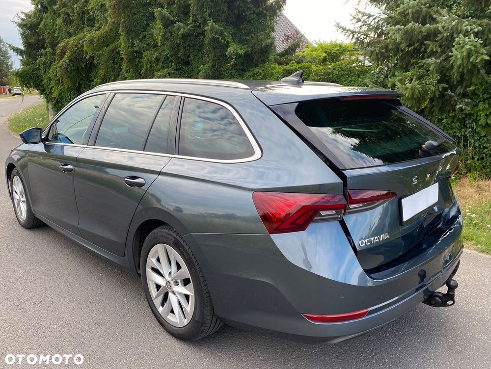 Skoda Octavia 2.0 TDI DSG Ambition - 5