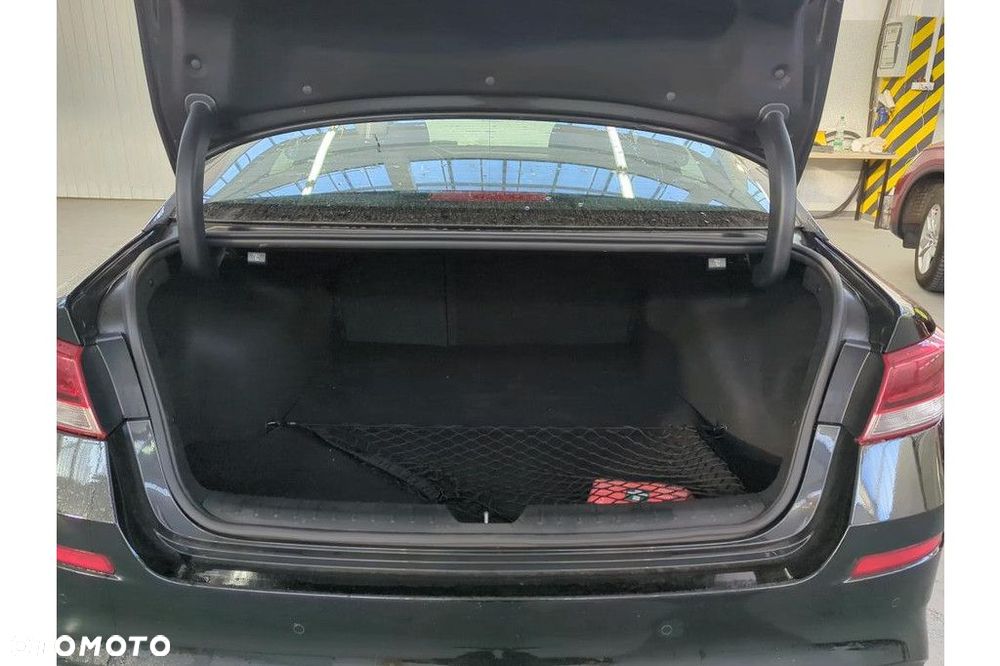 Kia Optima - 9