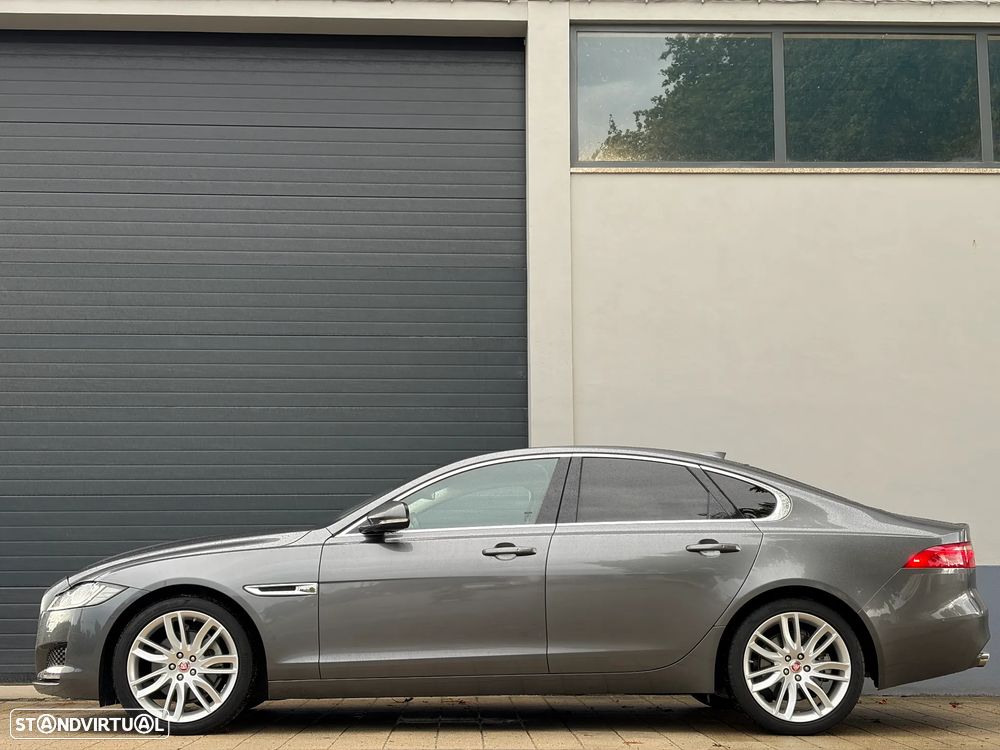 Jaguar XF 20d Aut. Prestige - 8