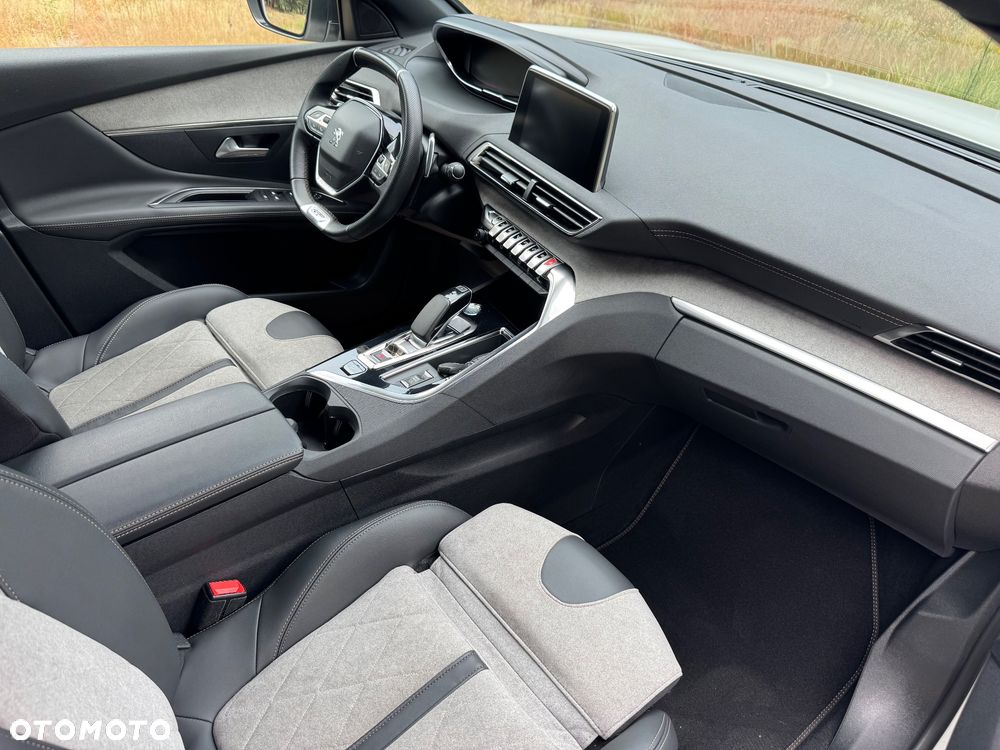 Peugeot 3008 1.6 PureTech Hybrid4 PHEV Allure Pack S&S EAT8 - 13
